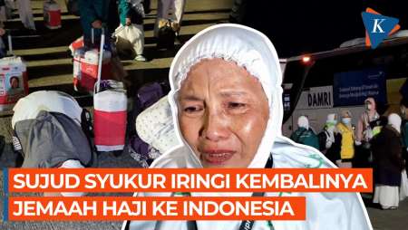 Jemaah Haji Tiba di Indonesia, Langsung Sujud Syukur dan Menangis