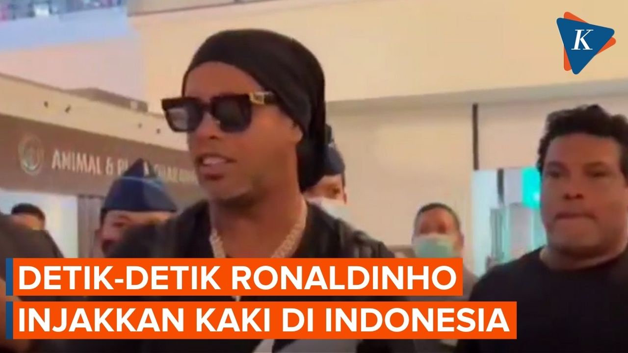 Tiba di Indonesia, Ronaldinho Disambut Raffi Ahmad