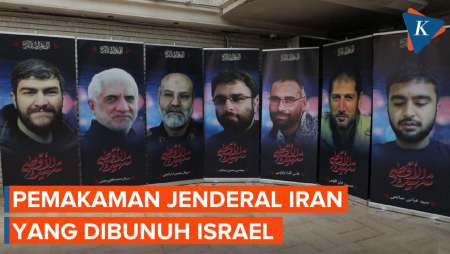 Prosesi Upacara Militer Pemakaman Jenderal Iran yang Tewas dalam Serangan Israel di Suriah