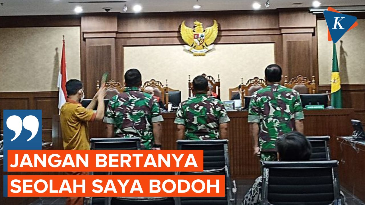 Perwira Tinggi TNI AU Emosi Saat Dicecar Jaksa