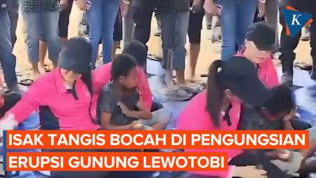 Cerita di Balik Tangis Bocah Pengungsi Lewotobi saat Nyanyikan 'Rindu Rumah'