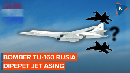 Pesawat Bomber Tu-160 Rusia Dipepet Jet Asing, Ada Apa?