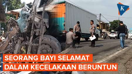 Truk Fuso Tabrak 4 Motor dan Rumah Warga di Cianjur, Satu Tewas, Seorang Bayi Selamat