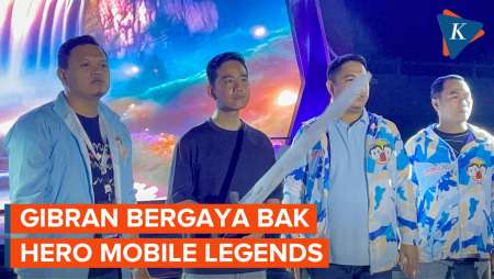 Gibran Angkat Pedang Bak Hero Mobile Legends Saat Hadiri Turnamen E-Sport