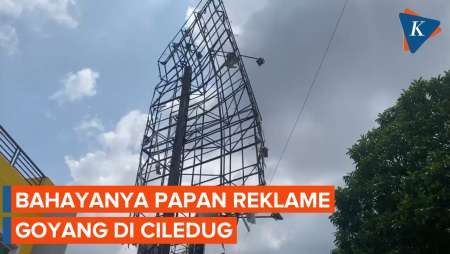 Papan Reklame Hampir Roboh di Ciledug, Ancam Keselamatan Warga