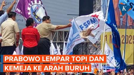 Momen Prabowo Buka Kemeja dan Lempar Topi ke Arah Massa Buruh