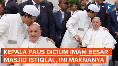 Imam Besar Masjid Istiqlal Cium Kepala Paus Fransiskus, Apa Maknanya?