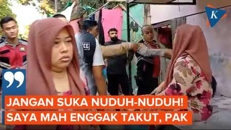 Panas! Momen Adu Mulut Wanita vs Polisi saat Penggerebekan Kampung Bahari