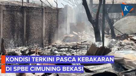Api Kecil Masih Menyala Sehari Setelah Kebakaran Di SPBE Cimuning Bekasi