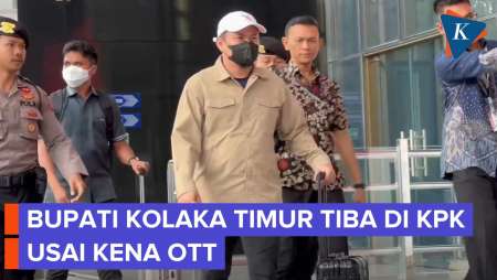 Momen Bupati Kolaka Timur Tiba di KPK Usai Ditangkap