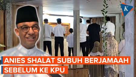 [FULL] Momen Anies Shalat Subuh Berjamaah Sebelum Daftar Capres