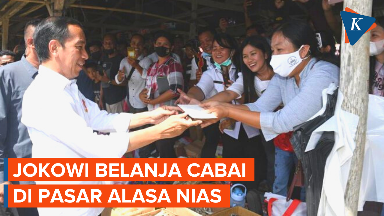 Kunjungi Pasar Alasa di Nias, Jokowi Beri Bantuan hingga Belanja Cabai