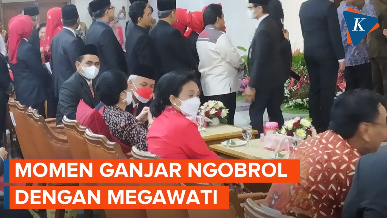 Ketika Ganjar Terlihat Ngobrol dengan Megawati di Pelantikan  Wali Kota Semarang