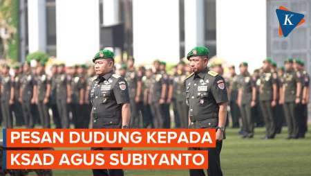 Eks KSAD Dudung Titip Pesan ke Penggantinya Agus Subiyanto Saat Sertijab