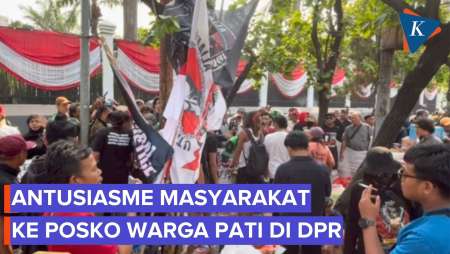 Situasi Posko Warga Pati Di Depan DPR, Donasi Berdatangan Hingga Rabu Sore