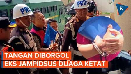 Tangan Diborgol! Febrie Adriansyah Tiba Di Kejagung, Diperiksa Terkait TPPU