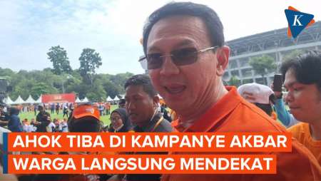 Ahok Berbaju Oranye di GBK, Hadiri Kampanye Akbar Pramono-Rano