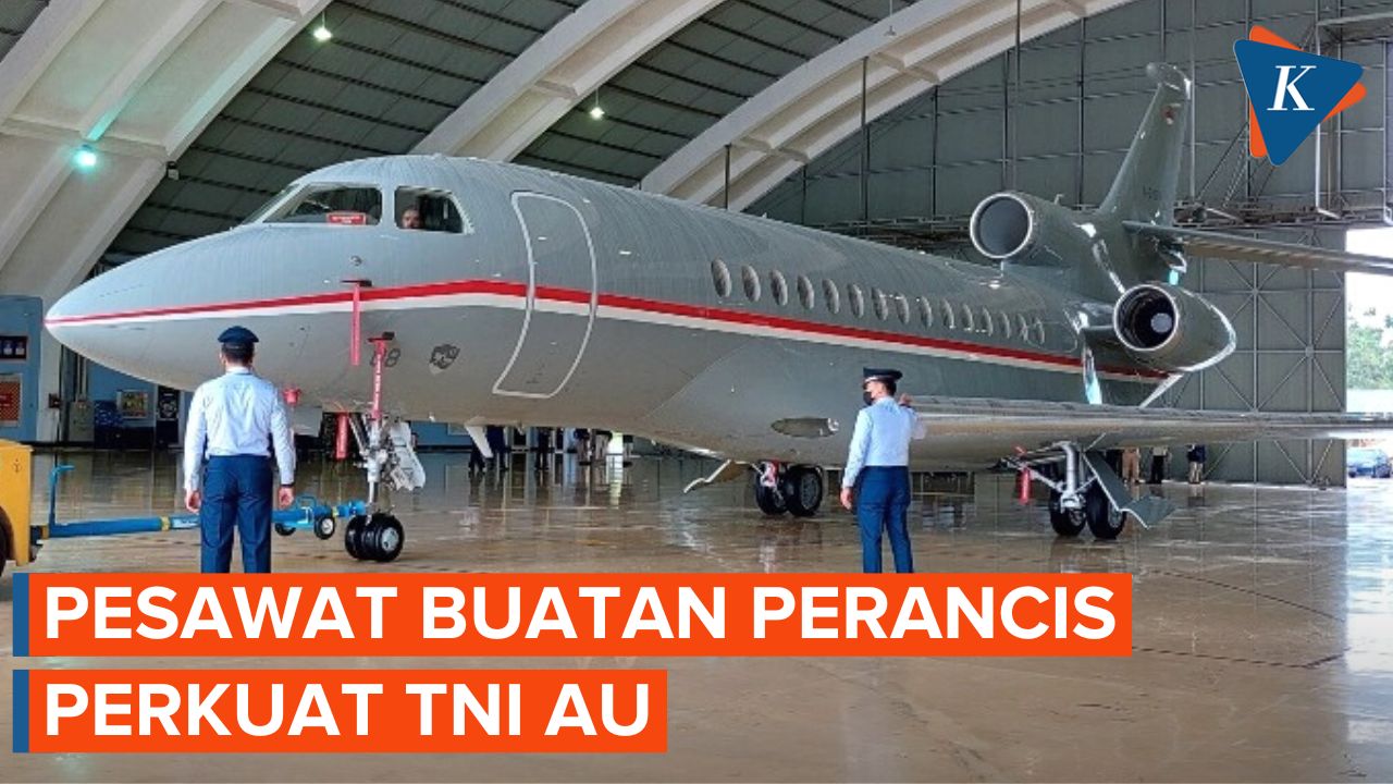 Menhan Prabowo Tinjau Pesawat Falcon 7X dan 8X di Lanud Halim Perdanakusuma