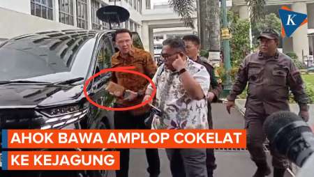 Ahok Bawa Amplop Coklat ke Kejagung Saat Diperiksa soal Pertamina