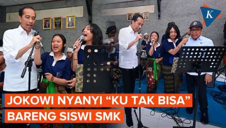 Momen Jokowi Nyanyi ‘Ku Tak Bisa’ Bareng Siswa di Bali