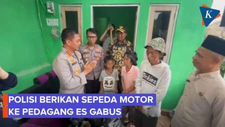 Kapolres Beri Motor Ke Pedagang Es Gabus Yang Dituduh Pakai Spons