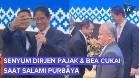 Momen Purbaya Disalami Dirjen Bea Cukai dan Diajak Selfie Dirjen Pajak Usai Lepas Jabatan Menkeu