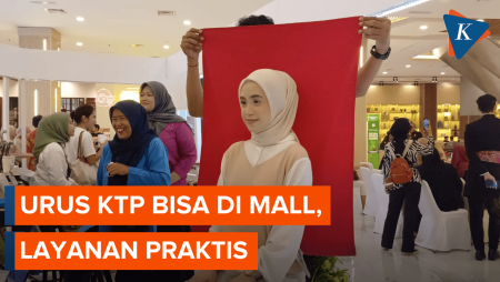 Urus KTP di Mall, Warga: Praktis Tak Harus Izin Kerja