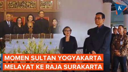 Momen Sultan Yogyakarta Melayat PB XIII Di Keraton Surakarta