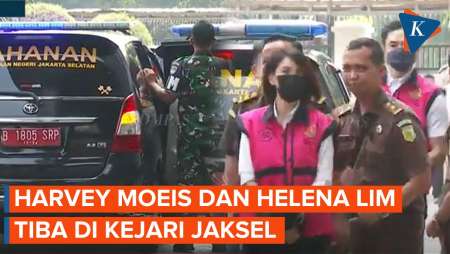 Momen Harvey Moeis dan Helena Lim Tiba di Kejari dengan Tangan Diborgol