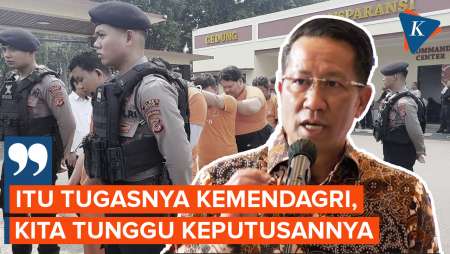 Penertiban Ormas, Menkum: Kita Tunggu Keputusan Kemendagri
