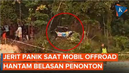 Momen Mobil Offroad di Jambi Lepas Kontrol dan Hantam Belasan Penonton