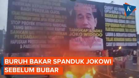 Tutup Aksi May Day 2024, Buruh Bakar Spanduk Bergambar Jokowi