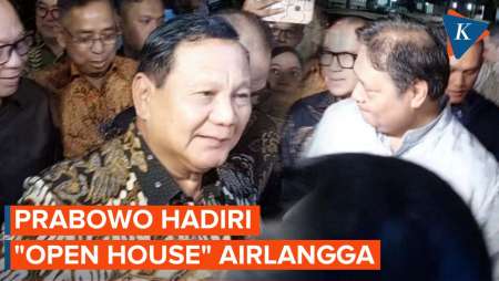 Airlangga Sambut Prabowo yang Hadir di Open House