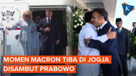 Detik-detik Macron Tiba di Yogyakarta, Langsung Disambut Prabowo