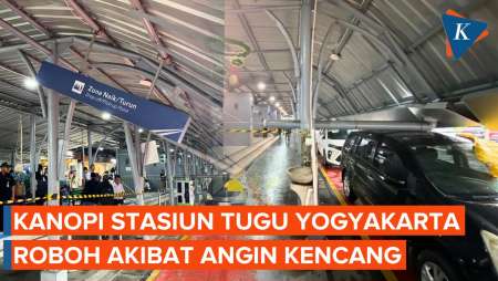 Hujan Deras dan Angin Kencang Robohkan Kanopi di Stasiun Tugu Yogyakarta