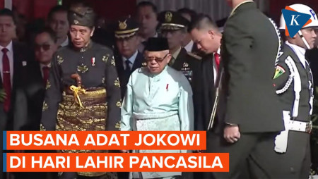 Jokowi Berbaju Adat Kesultanan Deli di Hari Lahir Pancasila