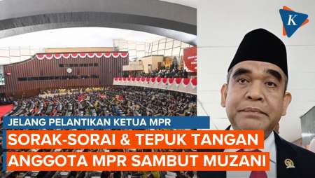 Sorak-sorai Anggota MPR Sambut Ahmad Muzani Jelang Pelantikan Ketua MPR