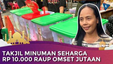 Cerita Ninuk Jual Takjil Minuman di Jalan Sabang Bisa Raup Rp 4 Juta per Hari