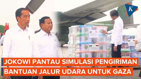 Presiden Jokowi Pantau Simulasi Pengiriman Bantuan untuk Gaza Lewat Udara