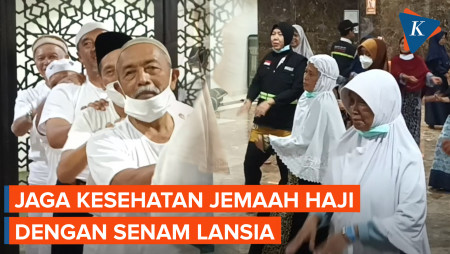 Jemaah Haji Jaga Kesehatan dengan Senam Lansia