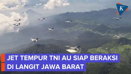 Atraksi Pesawat F-16 dan T-50i TNI AU Siapkan Formasi Bomb Burst