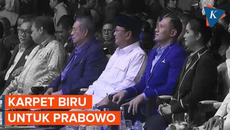 Momen Prabowo Subianto Duduk Diapit SBY dan AHY