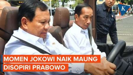Lengketnya Jokowi-Prabowo Saat Tinjau PT Pindad
