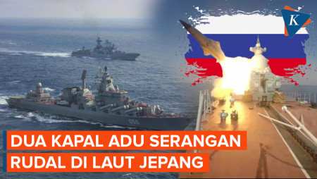 Kala Dua Kapal Rusia Saling 