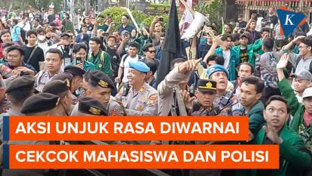 Detik-detik Mahasiswa Cekcok dengan Polisi Saat Aksi di Patung Kuda Monas