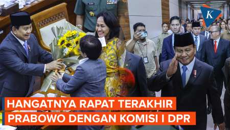 Buket Bunga dan Seuntai Doa, Prabowo-DPR Mesra di Rapat Terakhir 