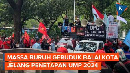 Massa Buruh Kumpul di Balai Kota DKI Jelang Pengumuman UMP 2024