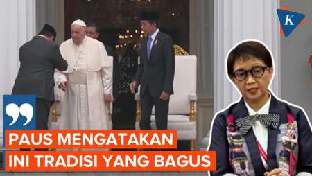 Jokowi Perkenalkan Prabowo sebagai Presiden Terpilih, Paus Anggap Tradisi Bagus