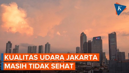 Warga Sensitif Disarankan Pakai Masker, Kualitas Udara Jakarta Tak Sehat 