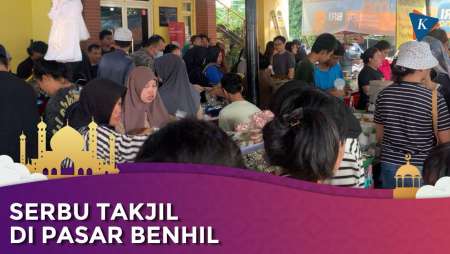 Hari Pertama Puasa, Warga Serbu Takjil di Pasar Benhil